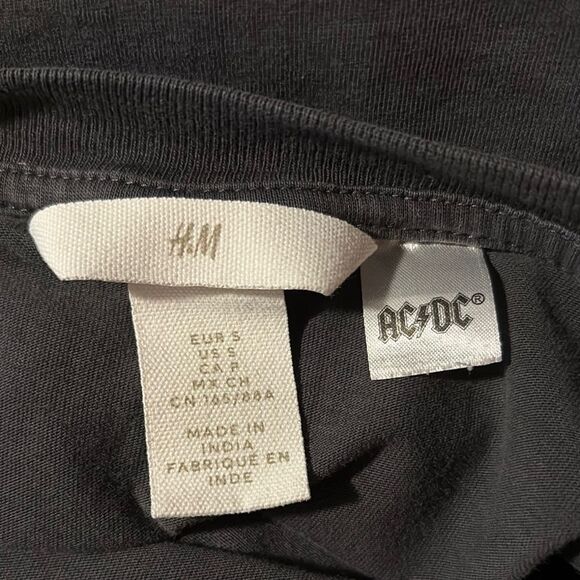 H&M 100% Cotton Oversized AC/DC World Tour '79 T-Shirt. Size Small - Picture 2 of 5